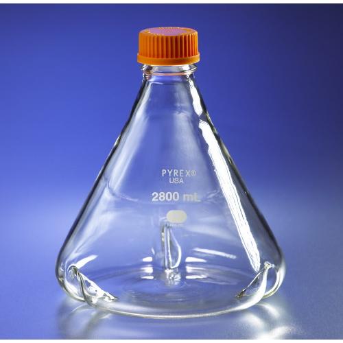 PYREX Baffled Culture Flask