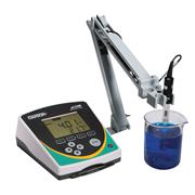 Handheld Meter Kit with Case pH/ATC Probe OAKTON INSTRUMENTS Solutions Oakton WD-35613-54 pH 5 Handheld Meter Kit with Case pH/ATC Probe OAKTON INSTRUMENTS Solutions Oakton WD-35613-54 pH 5