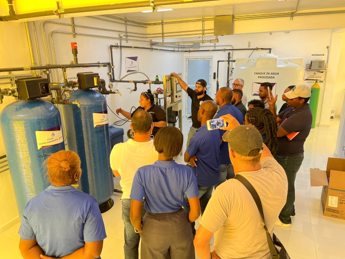 Agua Brisas team new water plant